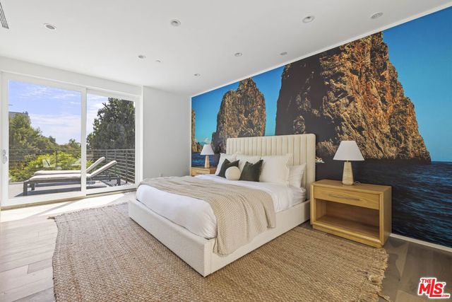 2756 Westshire Drive, Los Angeles, CA 90068