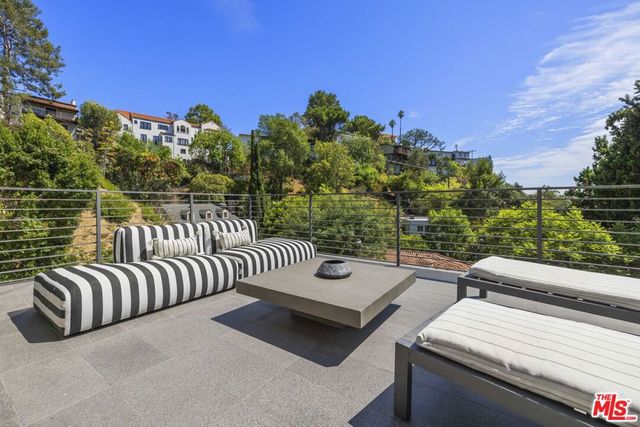 2756 Westshire Drive, Los Angeles, CA 90068