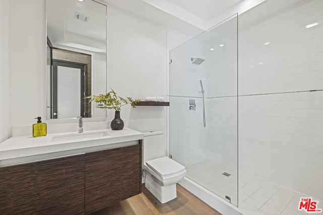 2756 Westshire Drive, Los Angeles, CA 90068