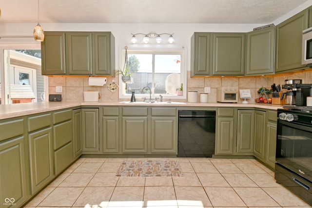 2061 Fairway Drive, Greencastle, IN 46135