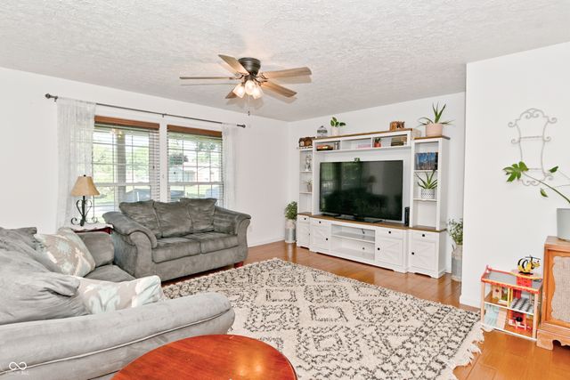 2061 Fairway Drive, Greencastle, IN 46135