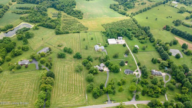 1799 Veechdale Rd, Simpsonville, KY 40067