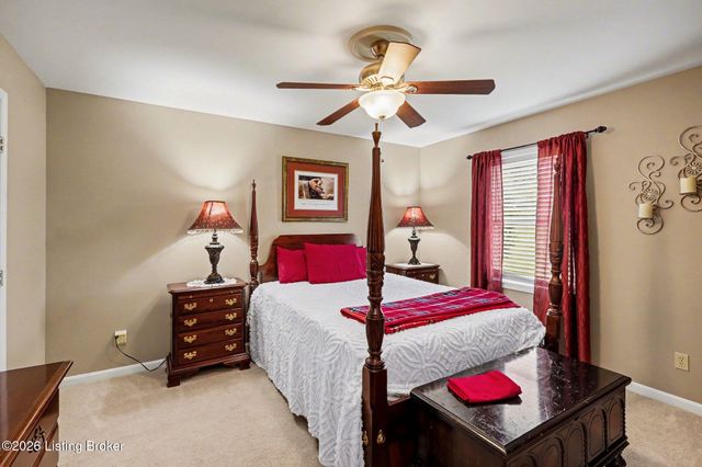 1799 Veechdale Rd, Simpsonville, KY 40067