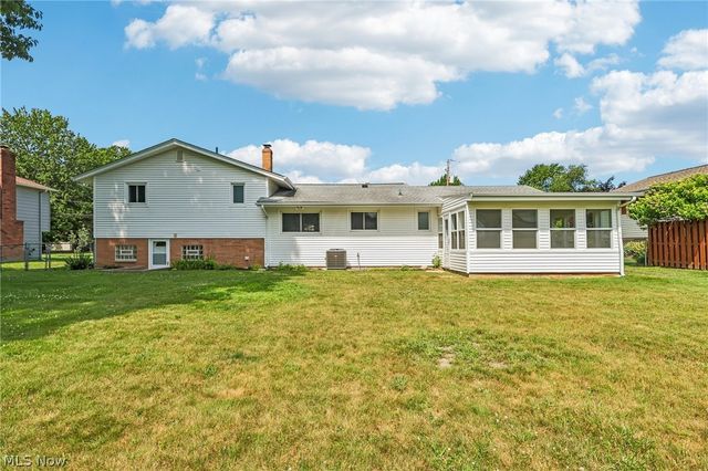 6305 Meadowbrook Drive, Mentor, OH 44060