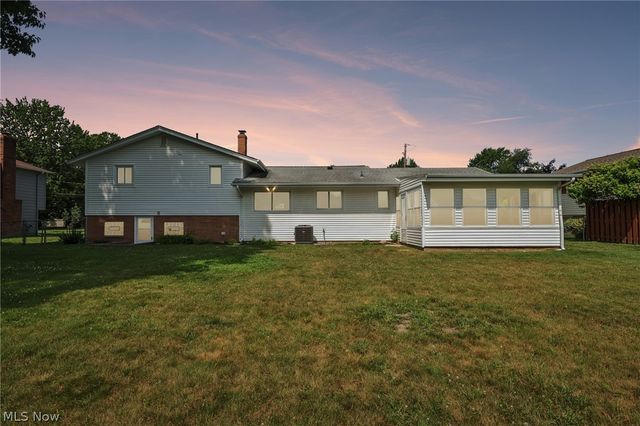 6305 Meadowbrook Drive, Mentor, OH 44060