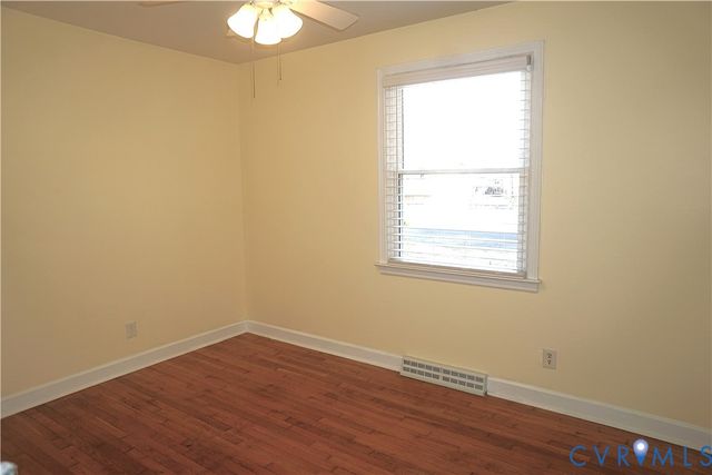 904 Forestview Dr, Colonial Heights, VA 23834