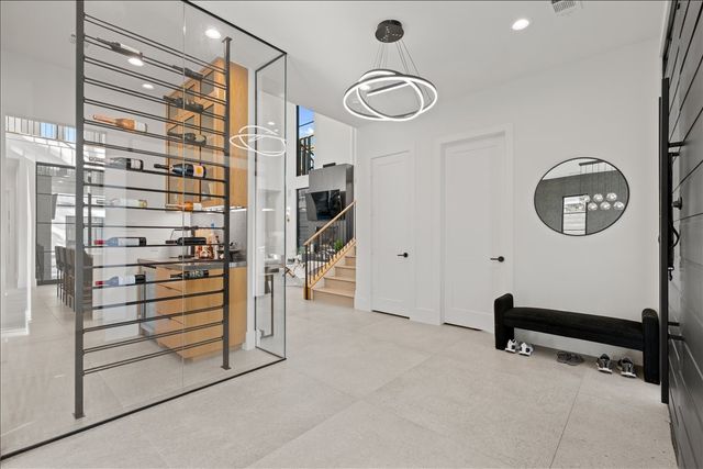 5839 Richmond Avenue, Dallas, TX 75206