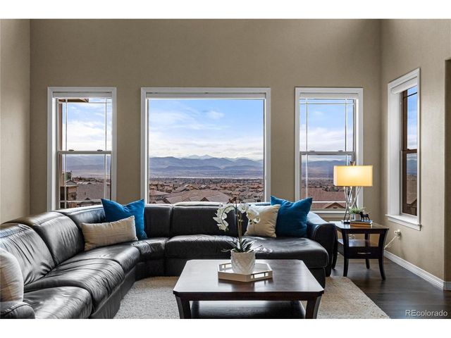 10757 Skydance Dr, Highlands Ranch, CO 80126