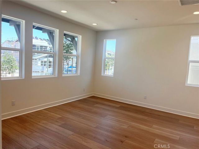 485 Tracy Place, Ventura, CA 93004