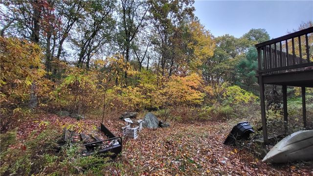 75 Rowe Drive, Cranston, RI 02921