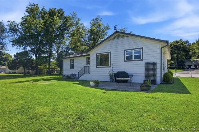 1109 N 4TH Street, Broken Arrow, OK 74012