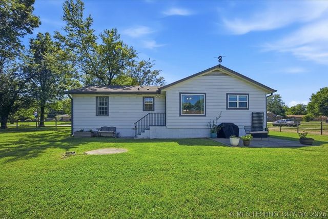 1109 N 4TH Street, Broken Arrow, OK 74012