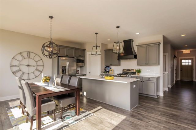 8524 Bosque Drive, Caledonia, MI 49316