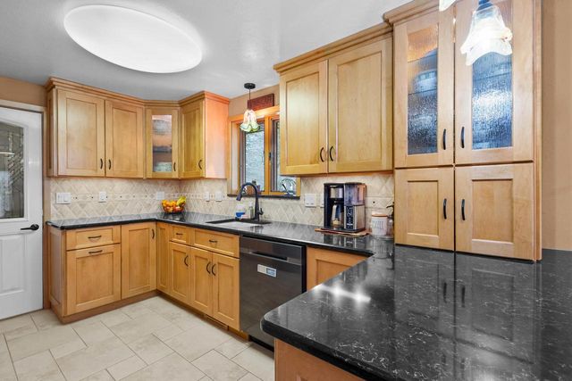 209 E TRILLIUM CIRCLE, Green Bay, WI 54313