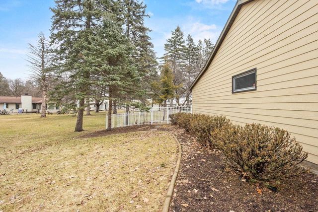 209 E TRILLIUM CIRCLE, Green Bay, WI 54313