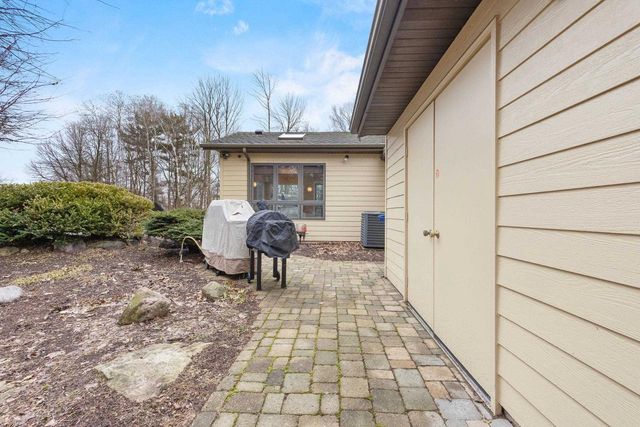 209 E TRILLIUM CIRCLE, Green Bay, WI 54313