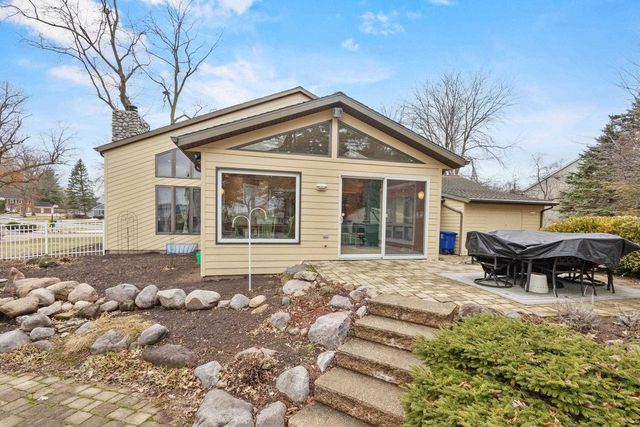 209 E TRILLIUM CIRCLE, Green Bay, WI 54313