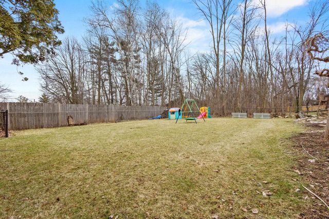 209 E TRILLIUM CIRCLE, Green Bay, WI 54313