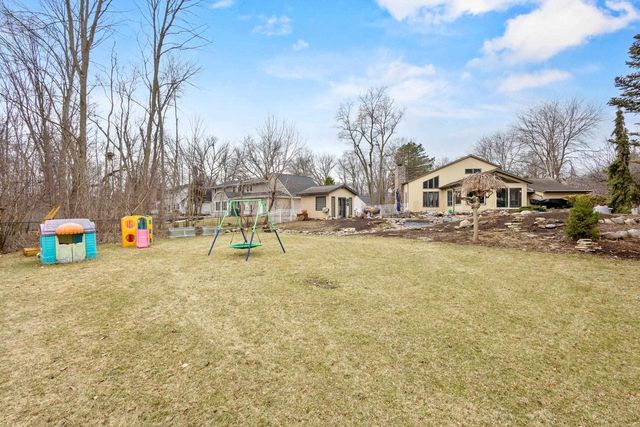 209 E TRILLIUM CIRCLE, Green Bay, WI 54313