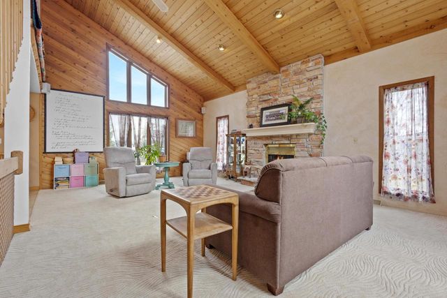 209 E TRILLIUM CIRCLE, Green Bay, WI 54313