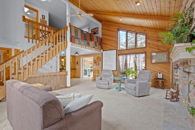 209 E TRILLIUM CIRCLE, Green Bay, WI 54313