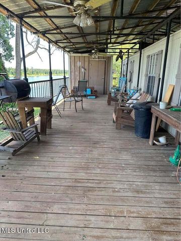 1123 Deer Park Rd. Road, Vidalia, LA 71373