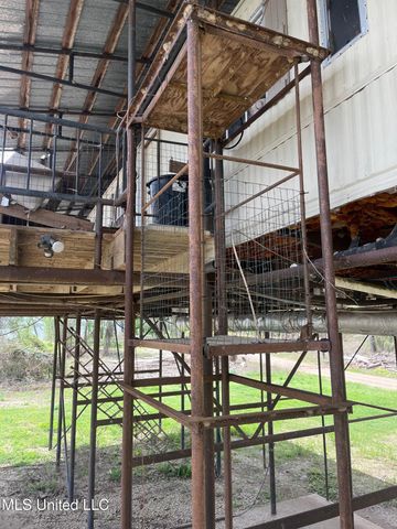 1123 Deer Park Rd. Road, Vidalia, LA 71373