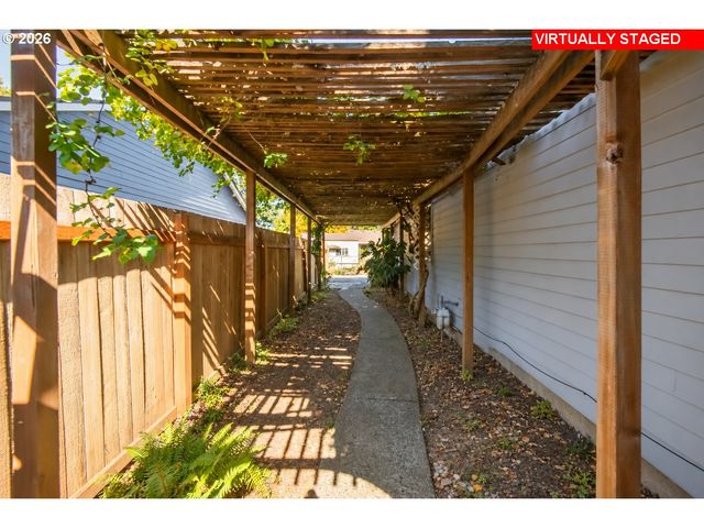 19265 Sw DURELL Ct, Beaverton, OR 97003