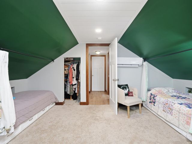 8003 Hosler Road, Leo, IN 46765