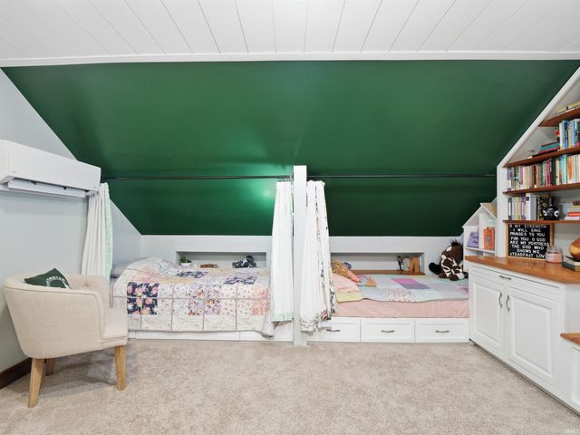 8003 Hosler Road, Leo, IN 46765