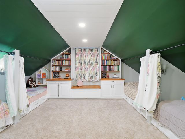 8003 Hosler Road, Leo, IN 46765