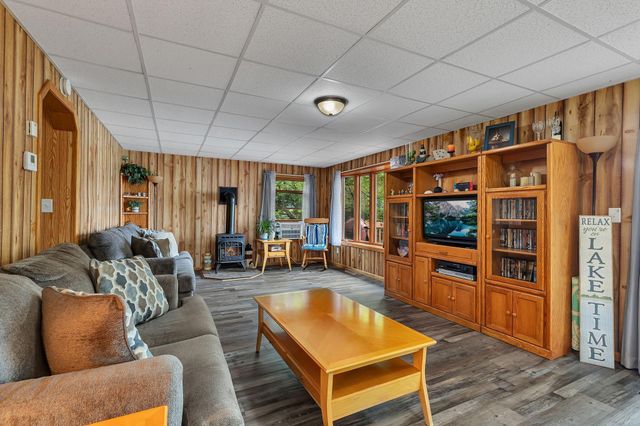 11980 W Lake Road, Langola Twp, MN 56367