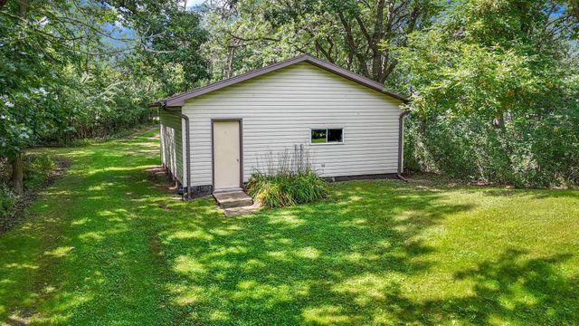 11980 W Lake Road, Langola Twp, MN 56367
