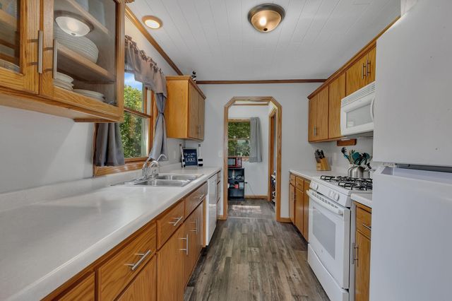 11980 W Lake Road, Langola Twp, MN 56367