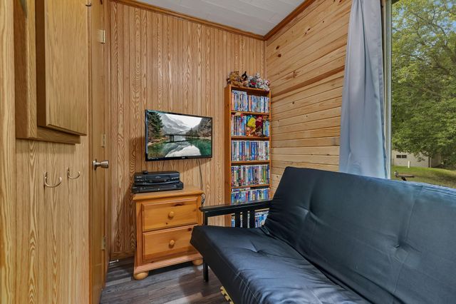 11980 W Lake Road, Langola Twp, MN 56367