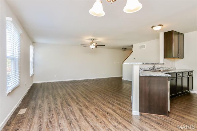 211 Springbeach Drive, O'fallon, MO 63368