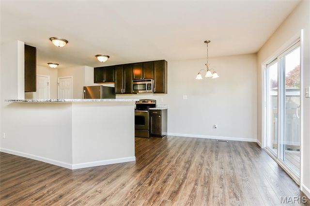 211 Springbeach Drive, O'fallon, MO 63368