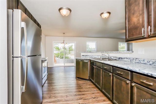 211 Springbeach Drive, O'fallon, MO 63368