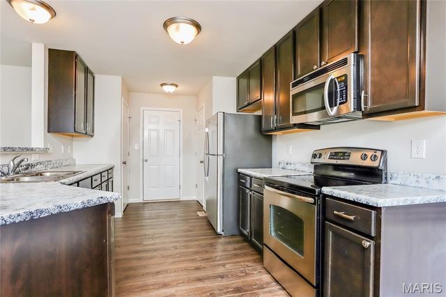 211 Springbeach Drive, O'fallon, MO 63368