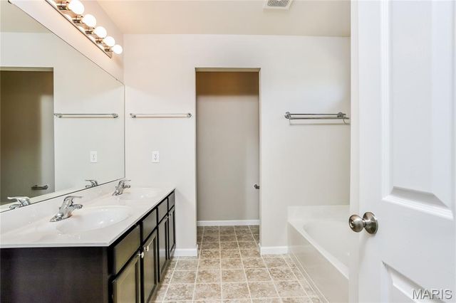 211 Springbeach Drive, O'fallon, MO 63368