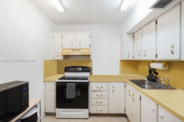 250 180th Drive 407, Sunny Isles Beach, FL 33160