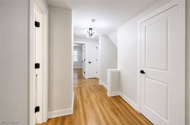 1307 Ford Street, Lyndhurst, OH 44124