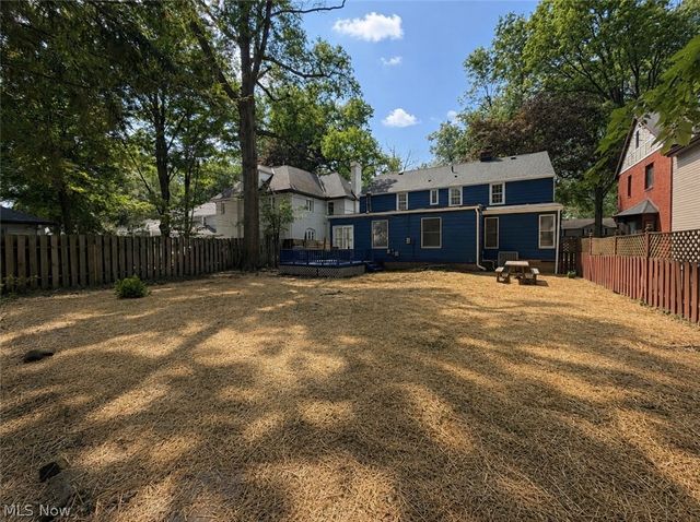 1307 Ford Street, Lyndhurst, OH 44124