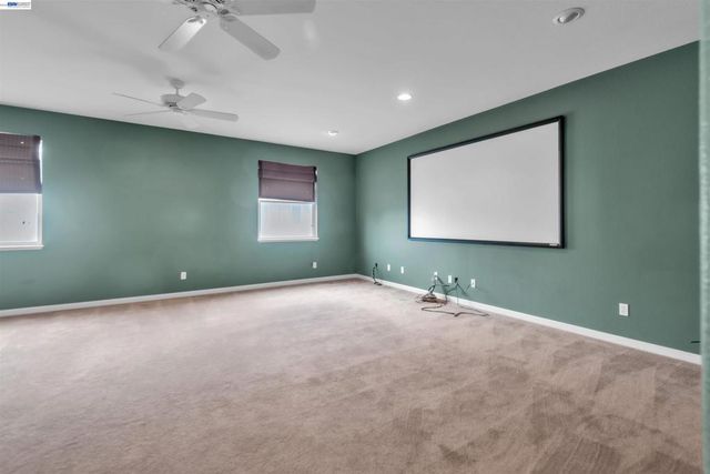 2630 Annette Ct, Tracy, CA 95304