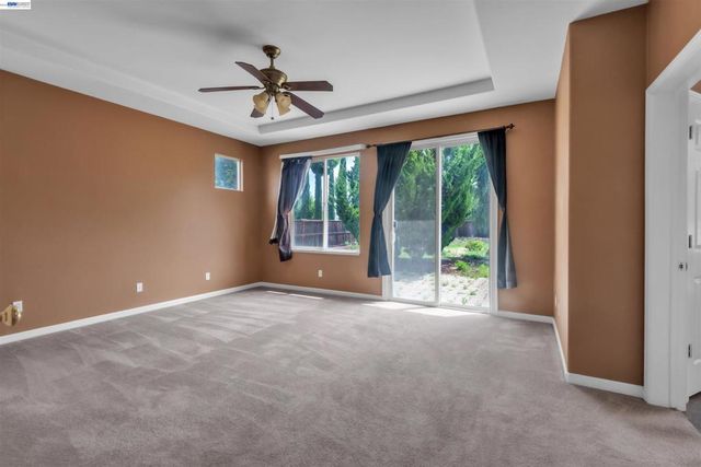 2630 Annette Ct, Tracy, CA 95304