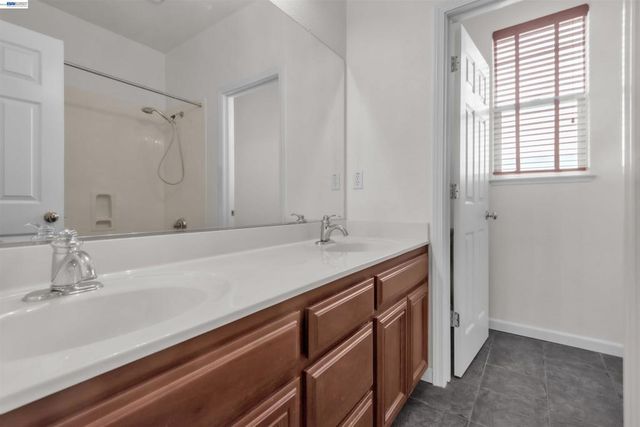 2630 Annette Ct, Tracy, CA 95304