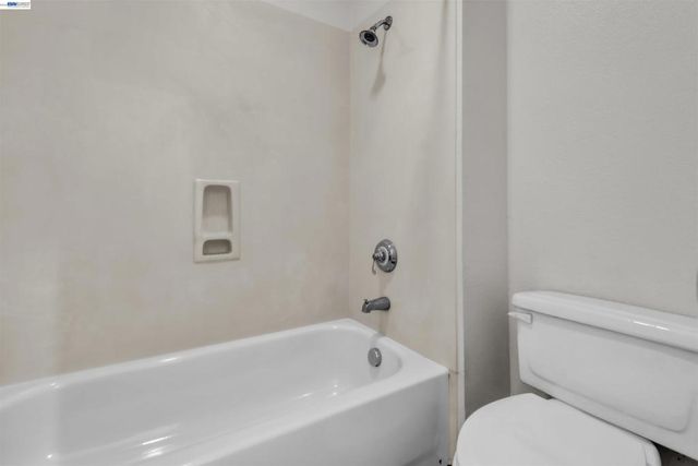 2630 Annette Ct, Tracy, CA 95304