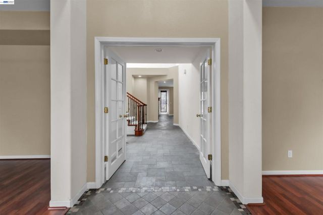 2630 Annette Ct, Tracy, CA 95304