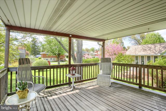 470 N HOLLY ST, Elizabethtown, PA 17022