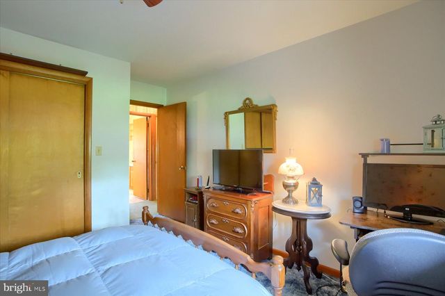 470 N HOLLY ST, Elizabethtown, PA 17022